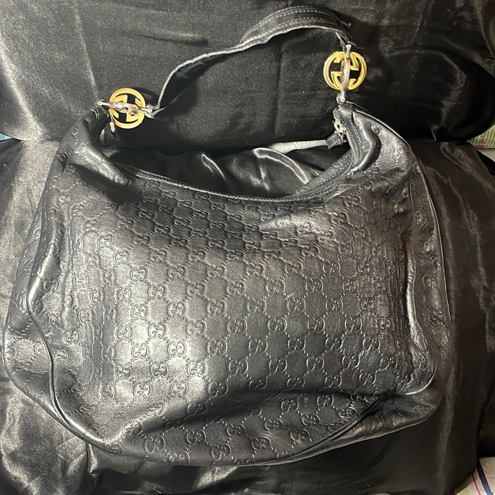 Gucci Shoulder Bag
